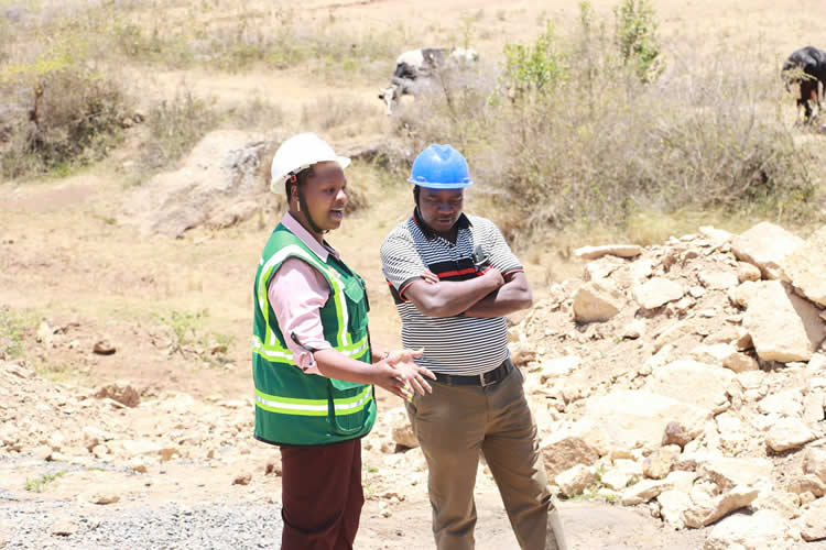 Inspection of the newly-opened Munyeki Dispensary Road in Karau Ward 1